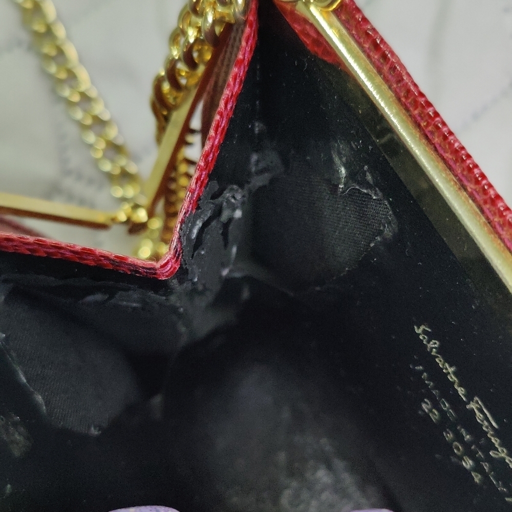 Salvatore Ferragamo Vara Bow Bag - Picture 8 of 9